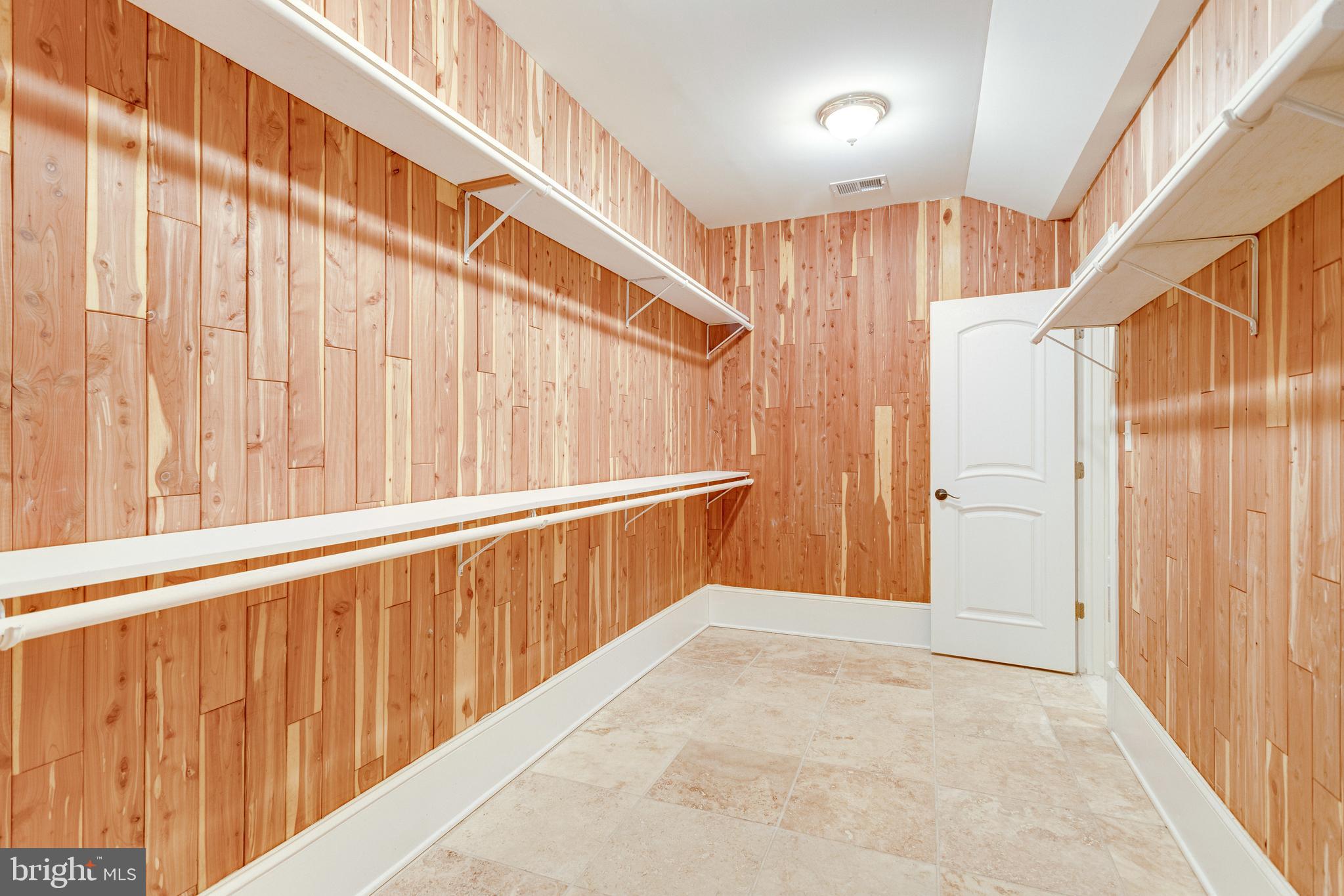 GEORGETOWN MANOR ESTATES - Residential