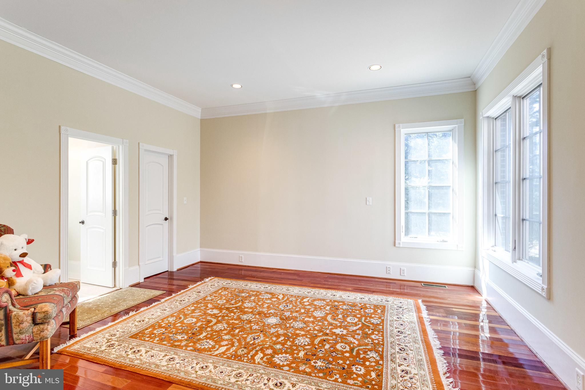 GEORGETOWN MANOR ESTATES - Residential