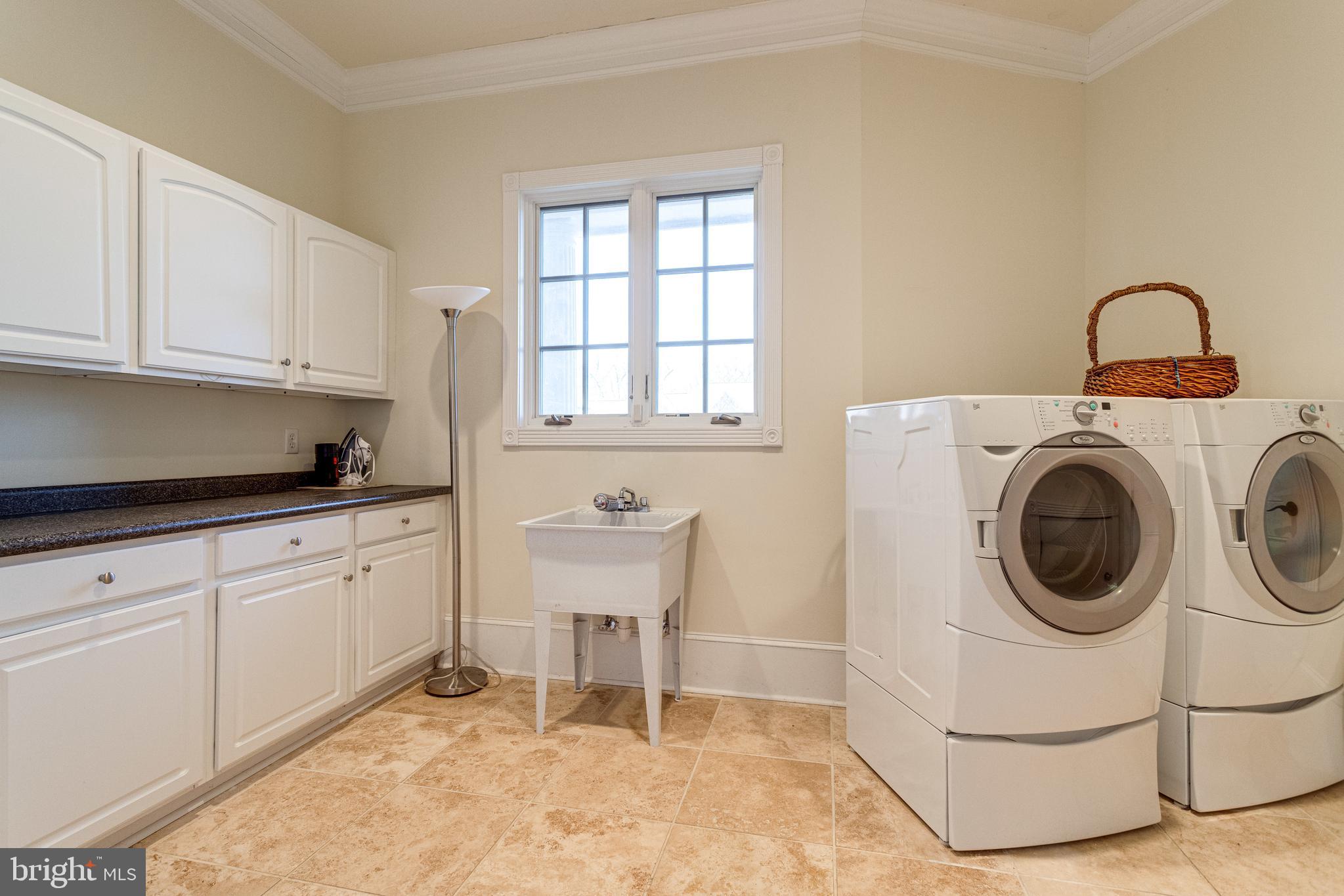 GEORGETOWN MANOR ESTATES - Residential