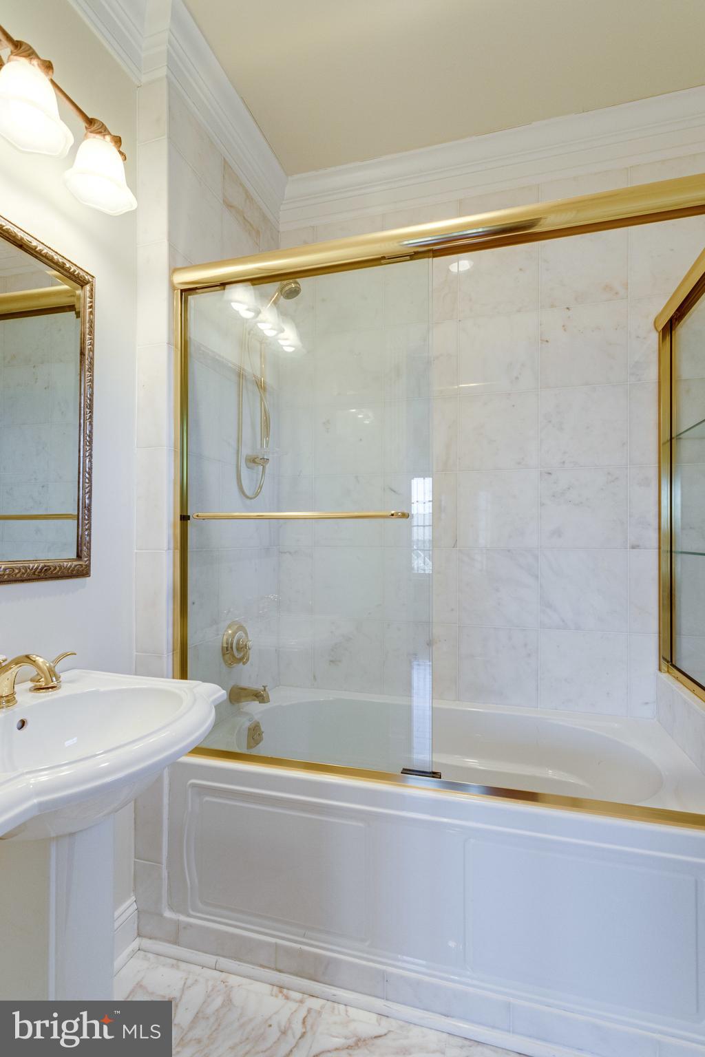 GEORGETOWN MANOR ESTATES - Residential