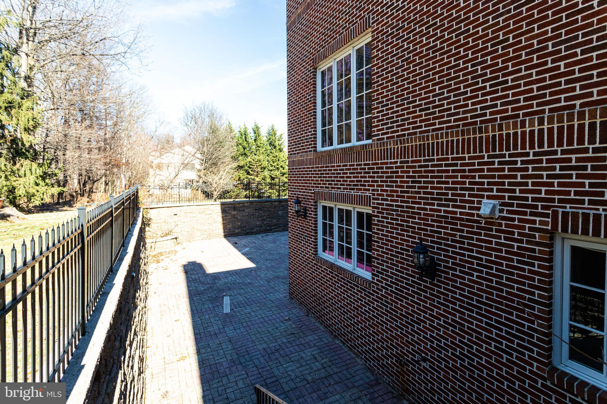 GEORGETOWN MANOR ESTATES - Residential