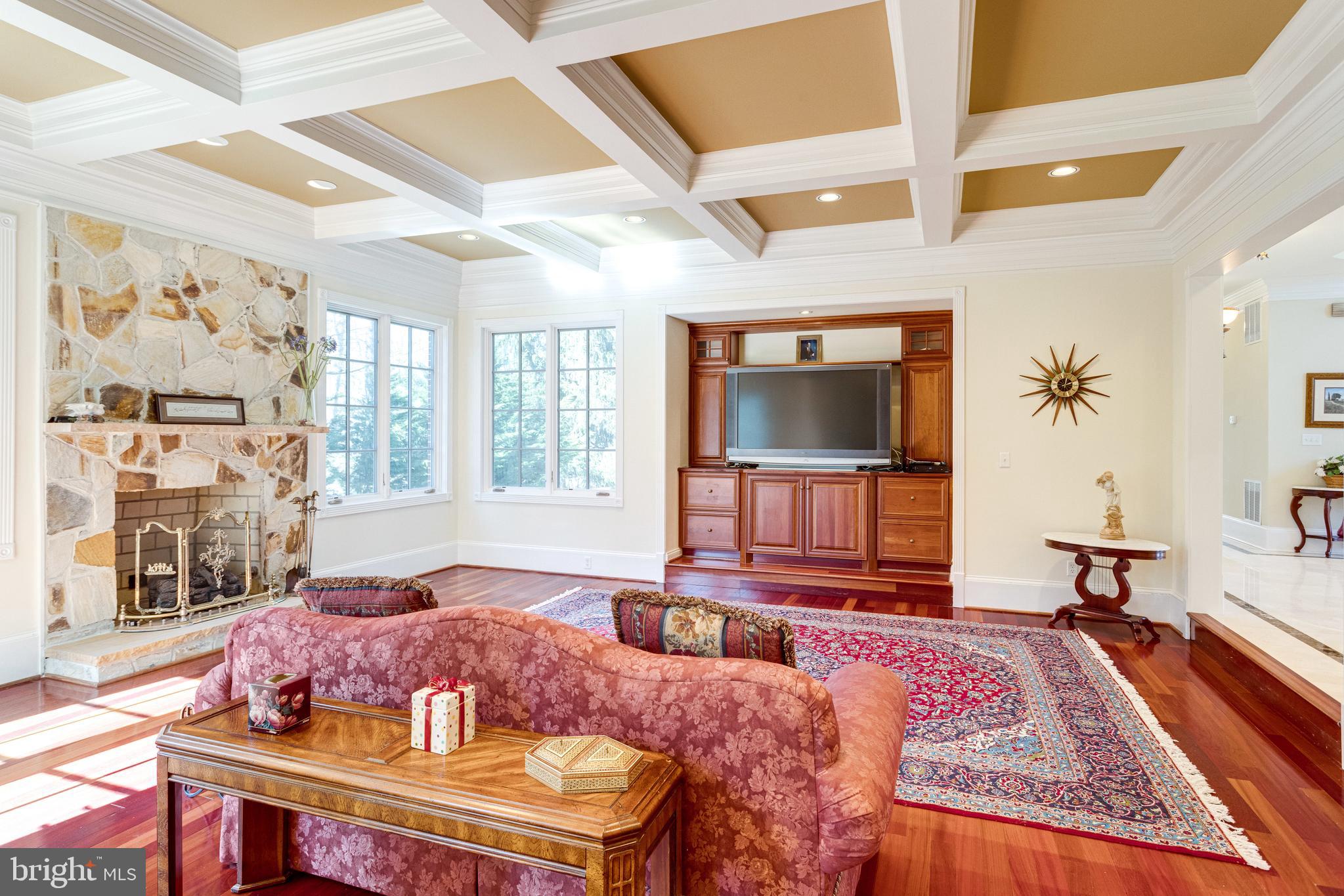 GEORGETOWN MANOR ESTATES - Residential