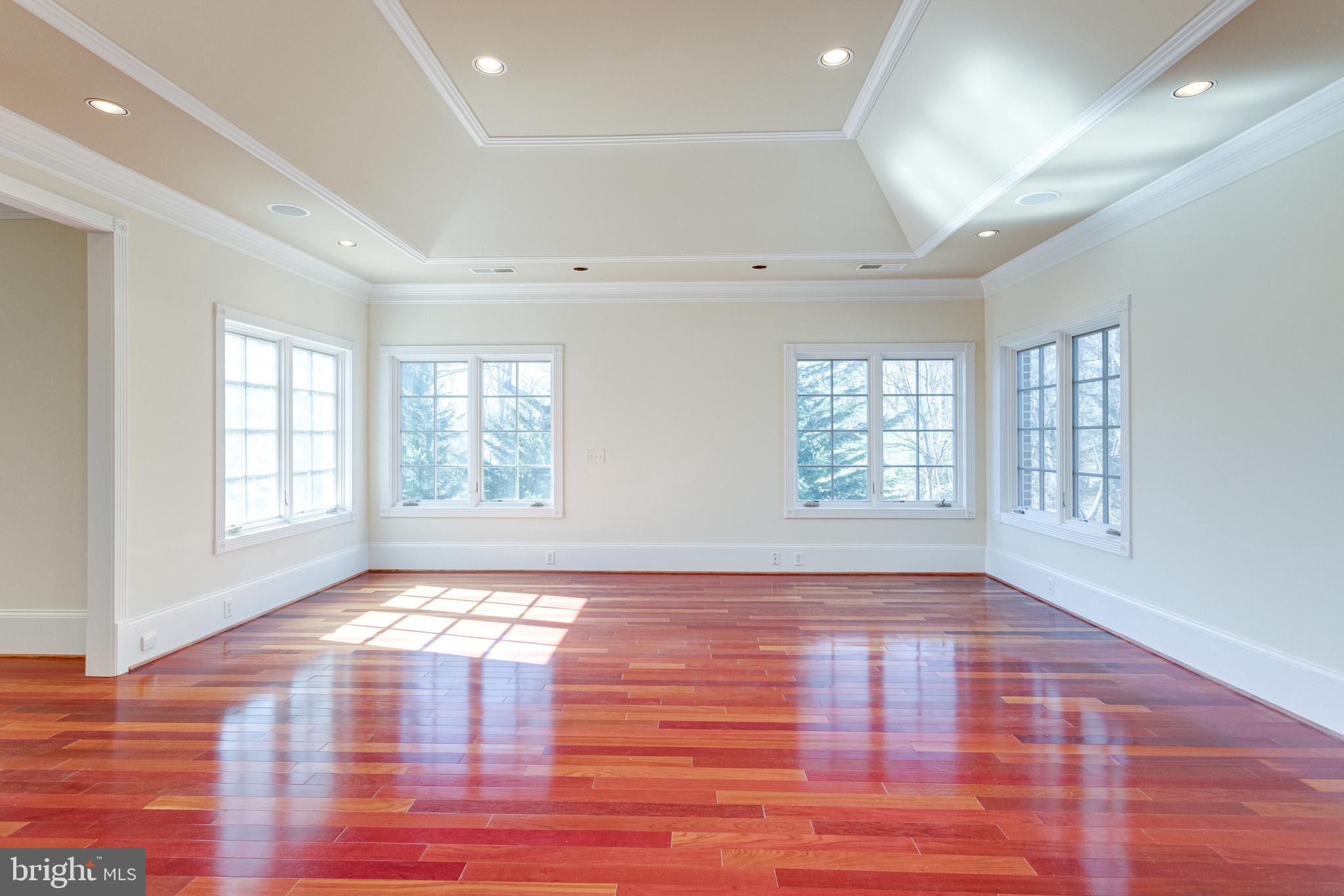 GEORGETOWN MANOR ESTATES - Residential