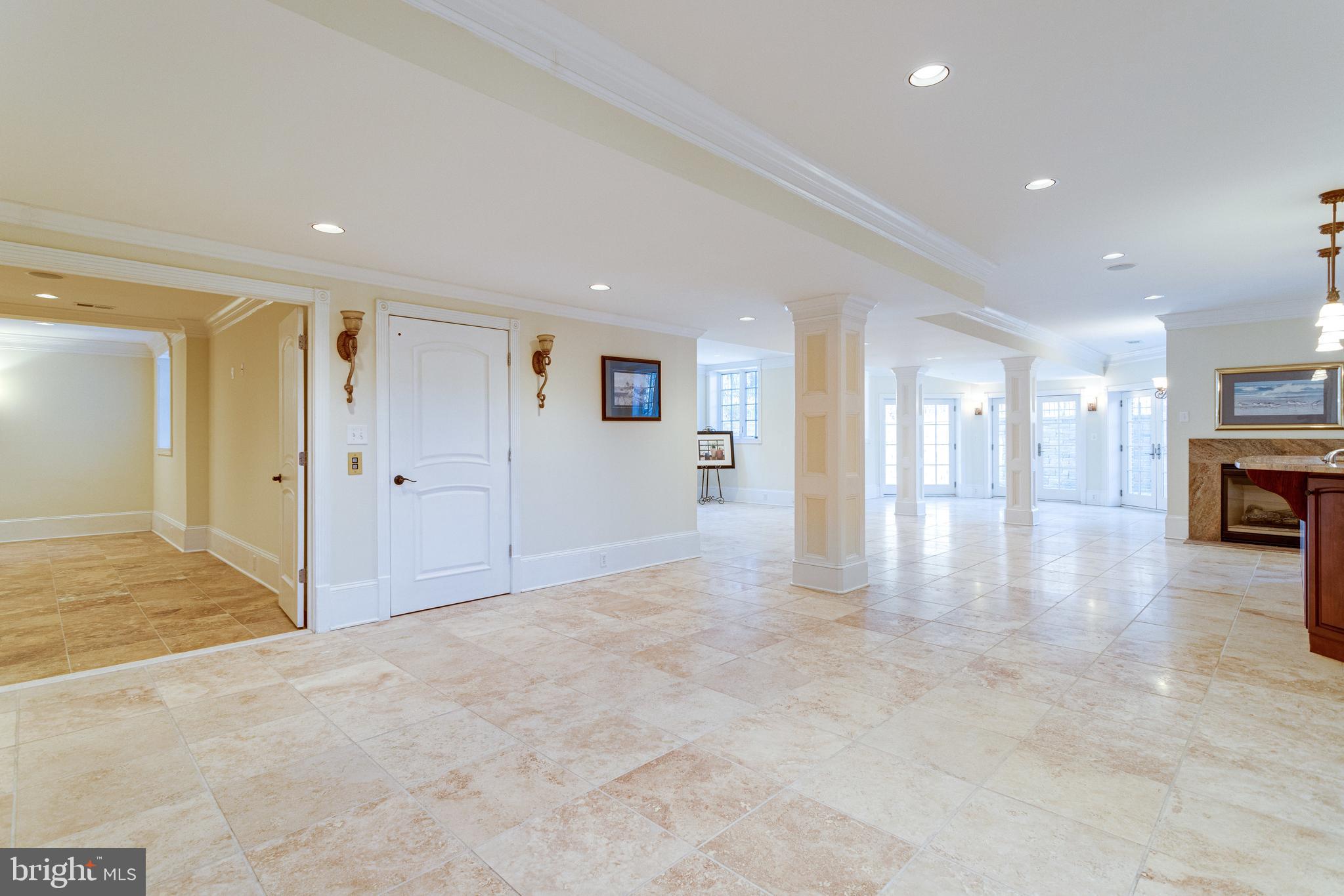 GEORGETOWN MANOR ESTATES - Residential