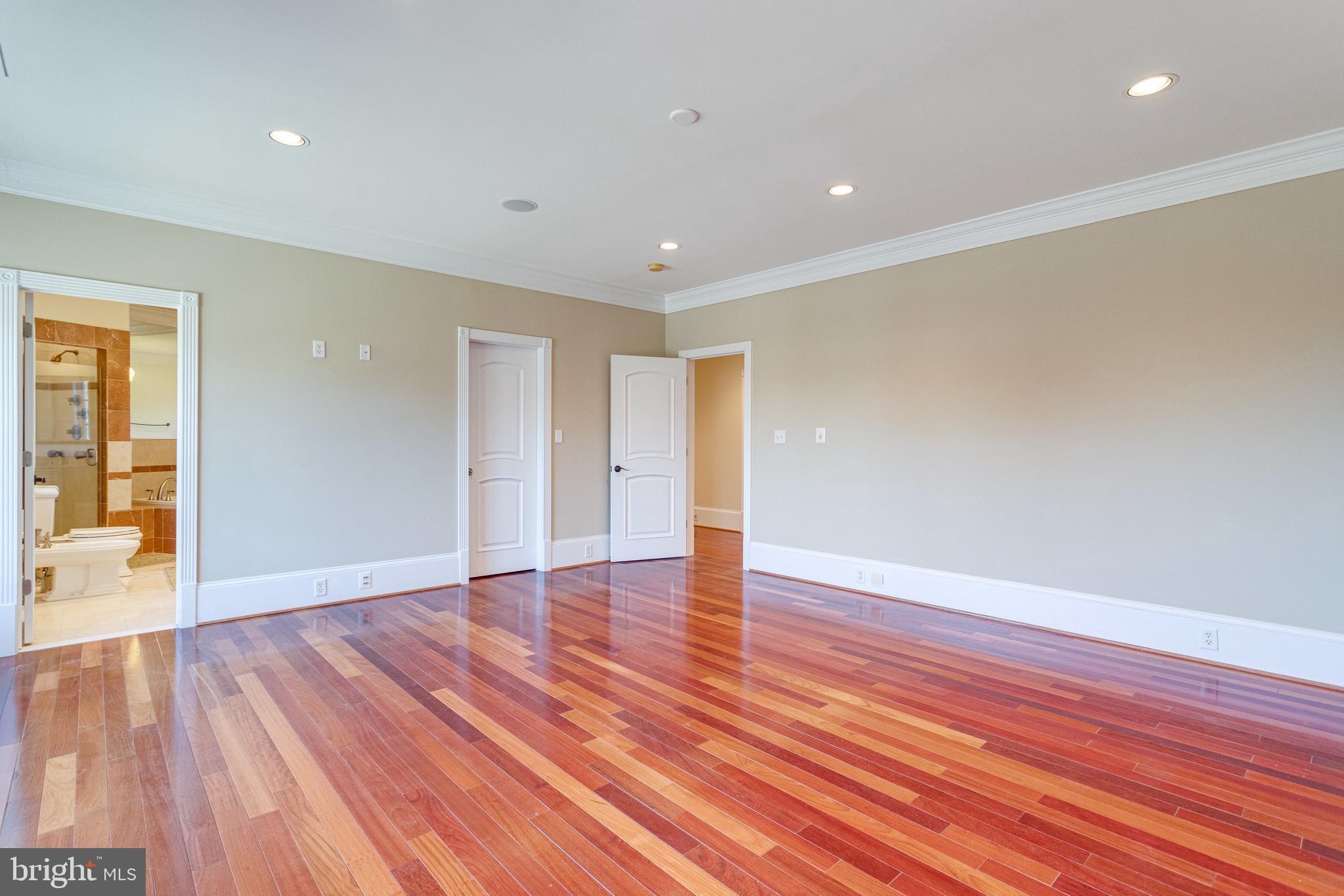 GEORGETOWN MANOR ESTATES - Residential