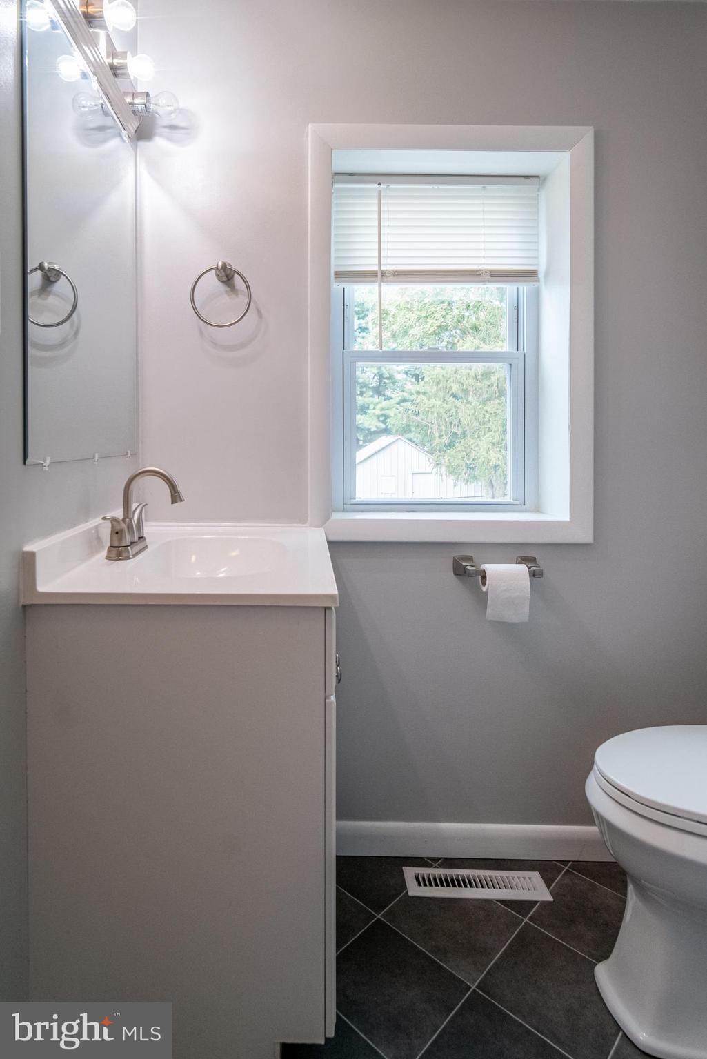 LOWER WINDSOR TWP - Residential