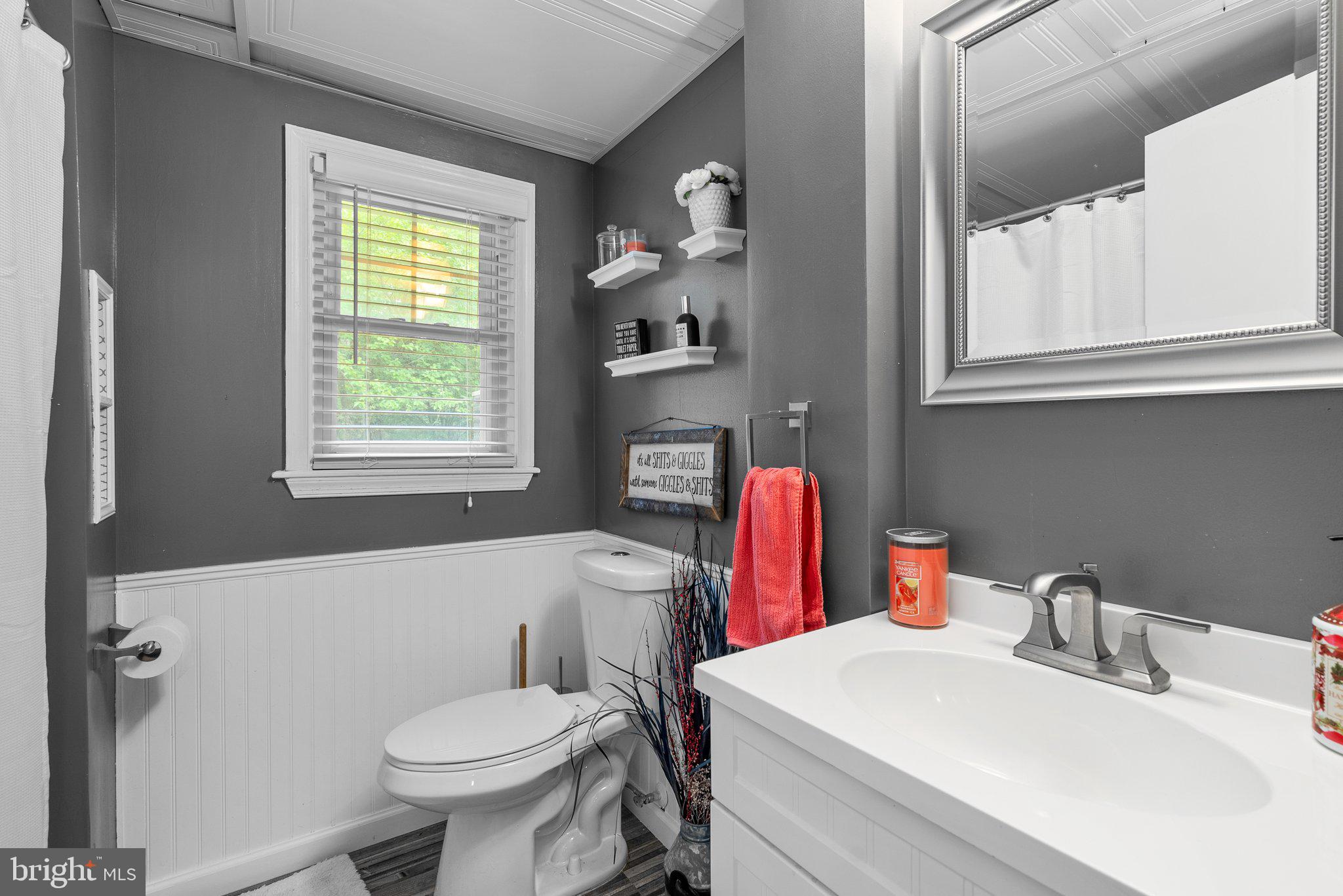 ENGLANDTOWNE - Residential