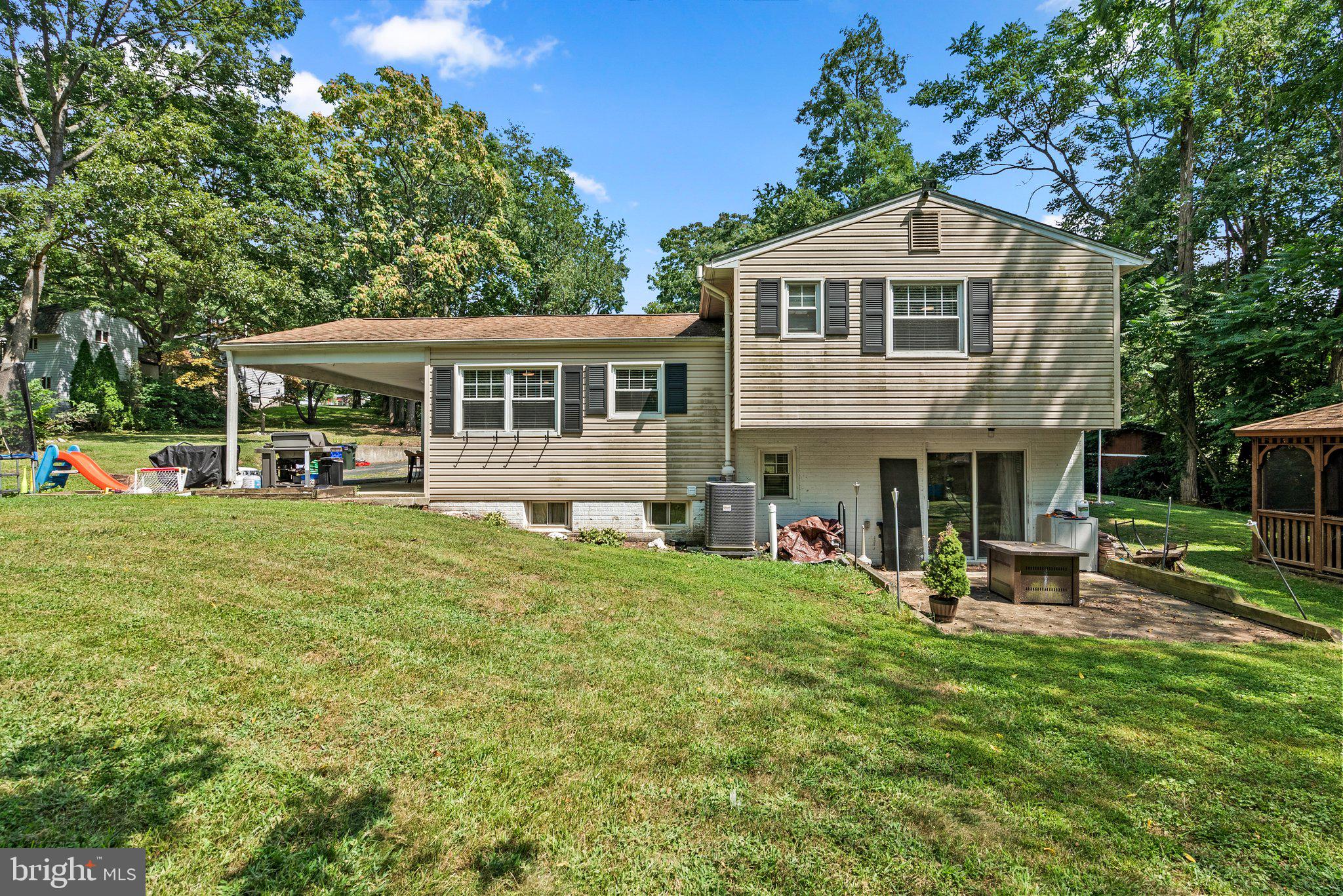 ENGLANDTOWNE - Residential