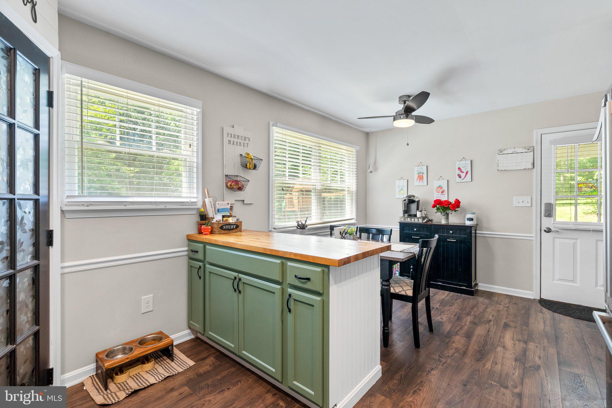 ENGLANDTOWNE - Residential