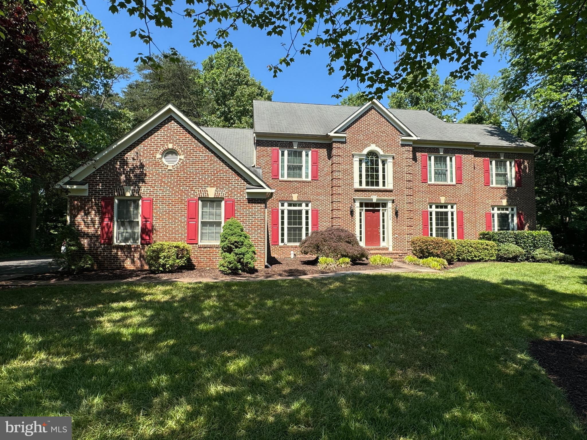 GRAND HAMPTONS - Residential