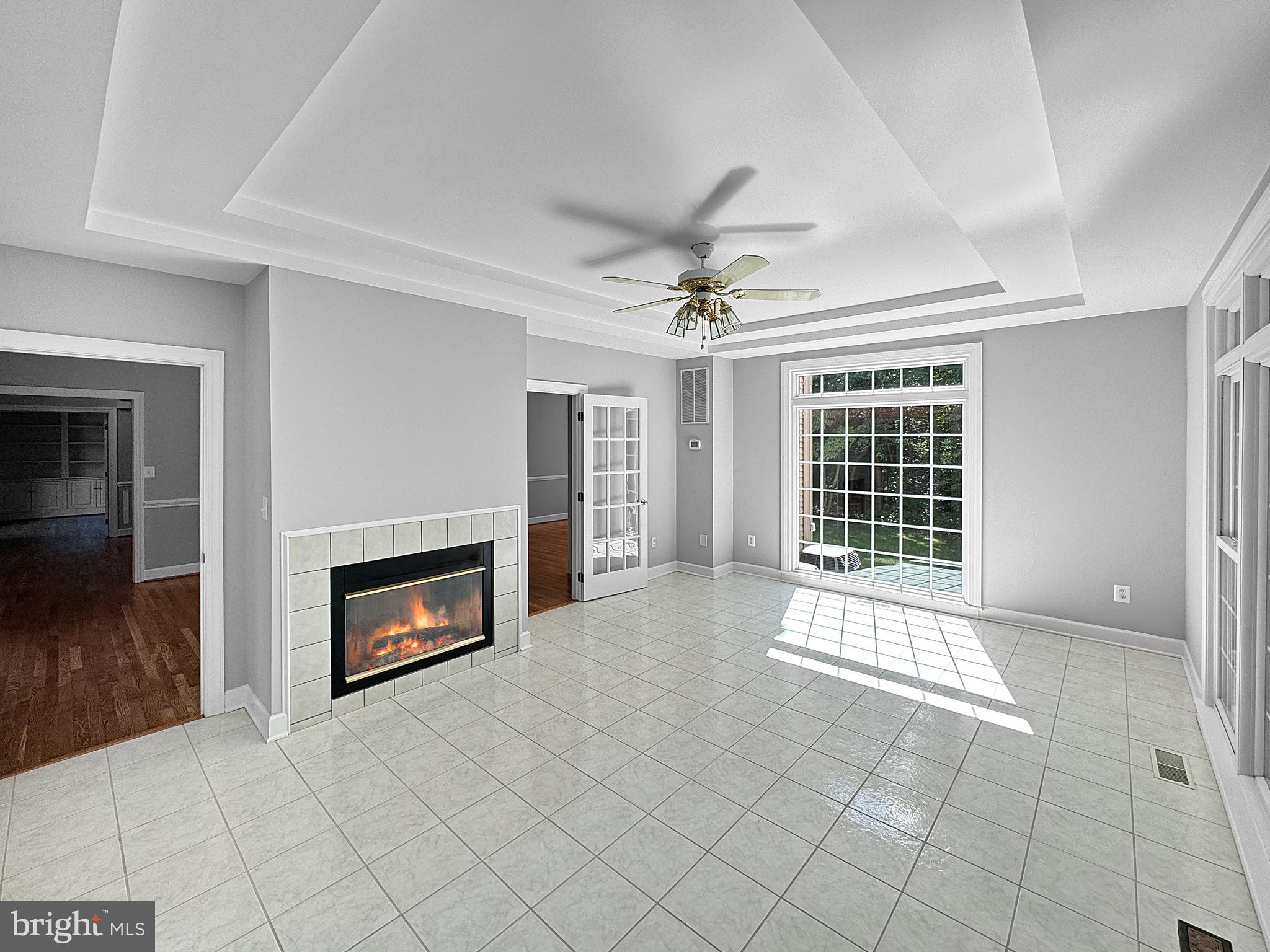 GRAND HAMPTONS - Residential