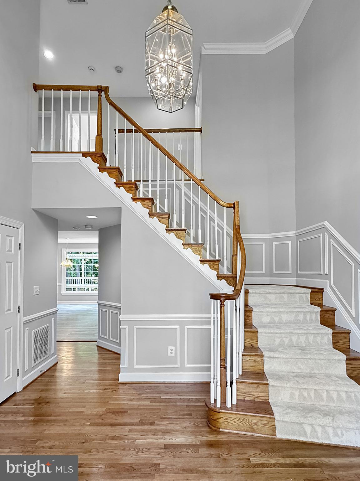 GRAND HAMPTONS - Residential