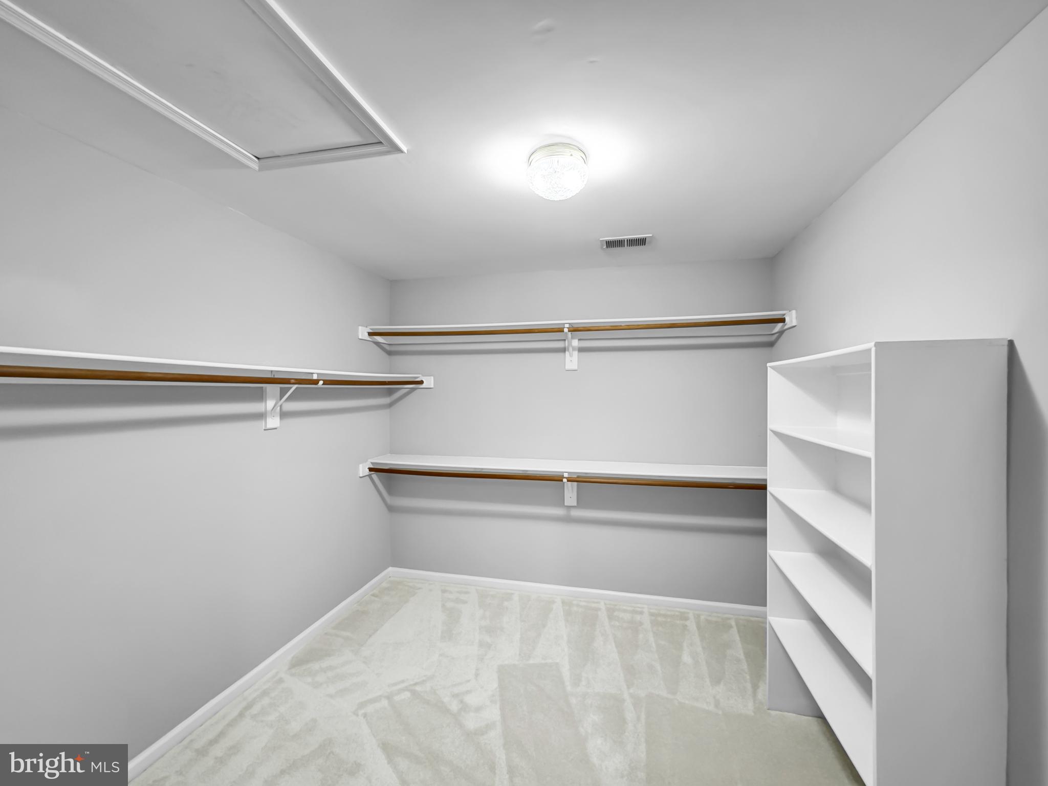 GRAND HAMPTONS - Residential