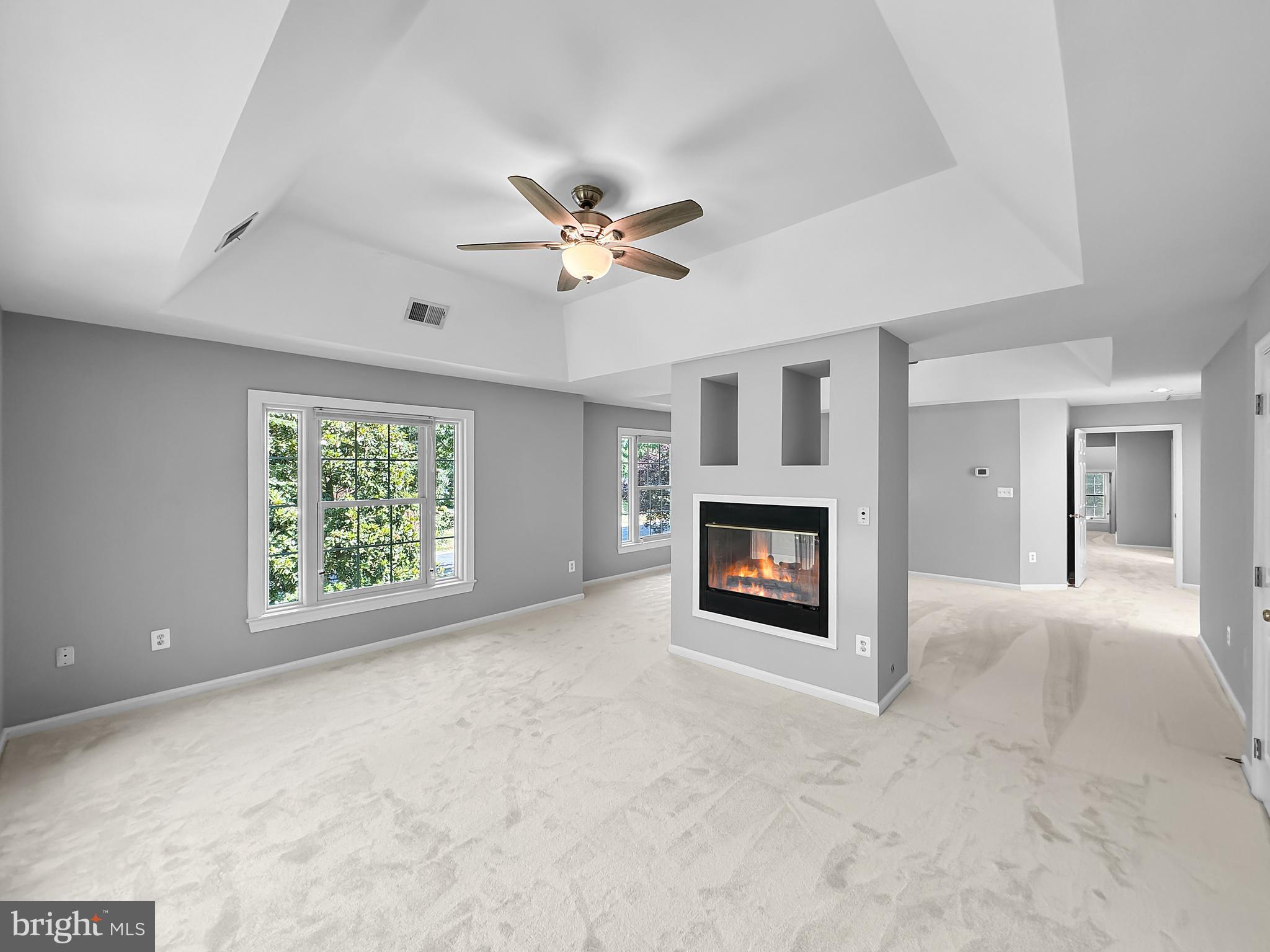 GRAND HAMPTONS - Residential