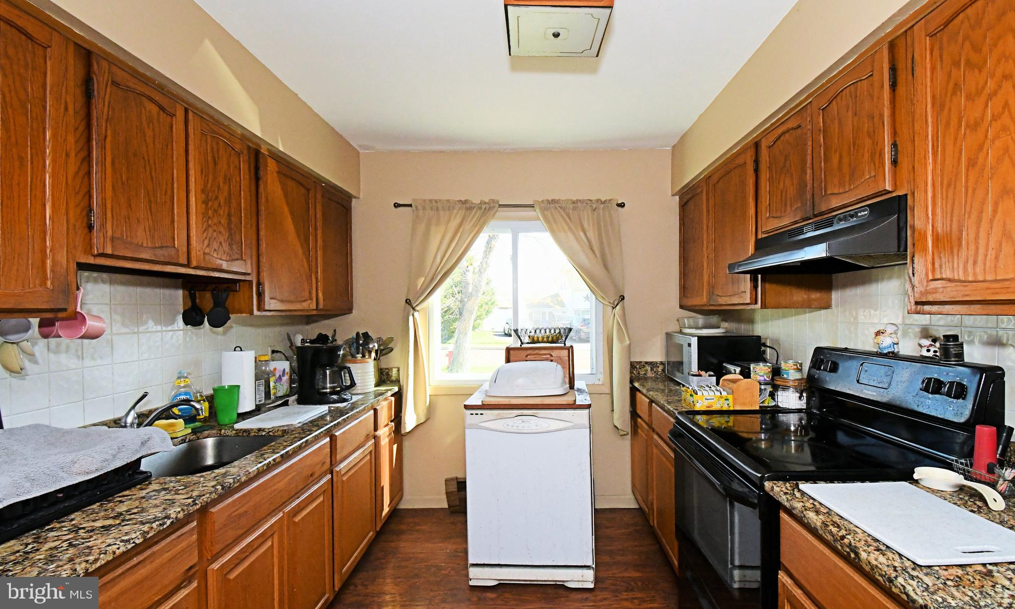 RED CEDAR HILL - Residential