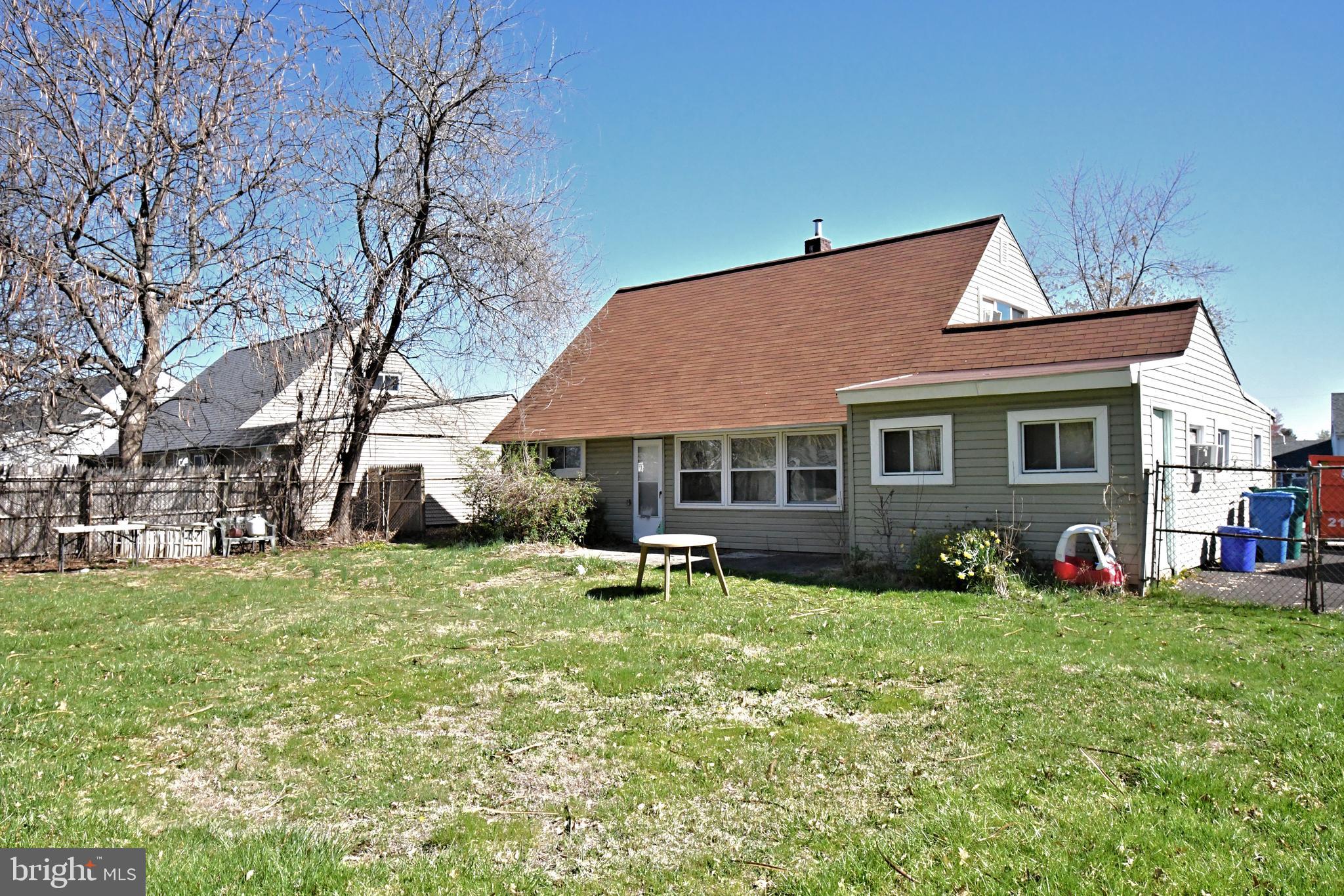 RED CEDAR HILL - Residential