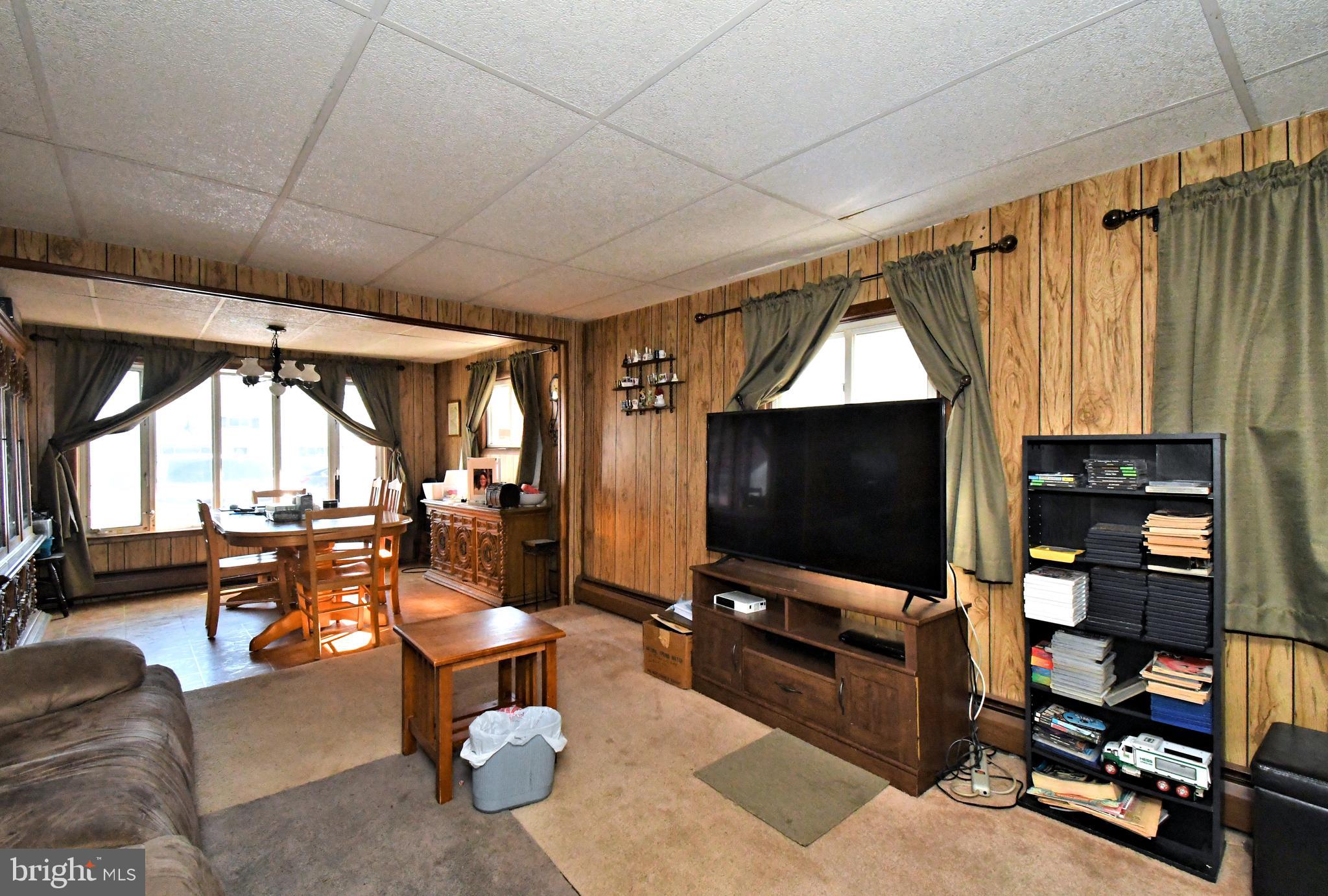 RED CEDAR HILL - Residential