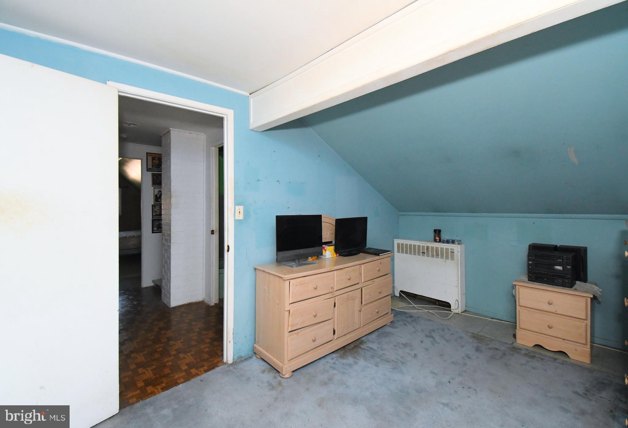 RED CEDAR HILL - Residential