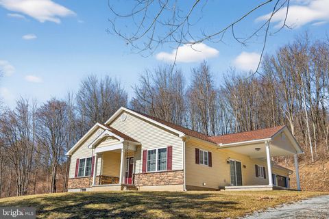 Apartment For Sale - 2021 Evergreen Drive<br/> TAMAQUA, PA 18252