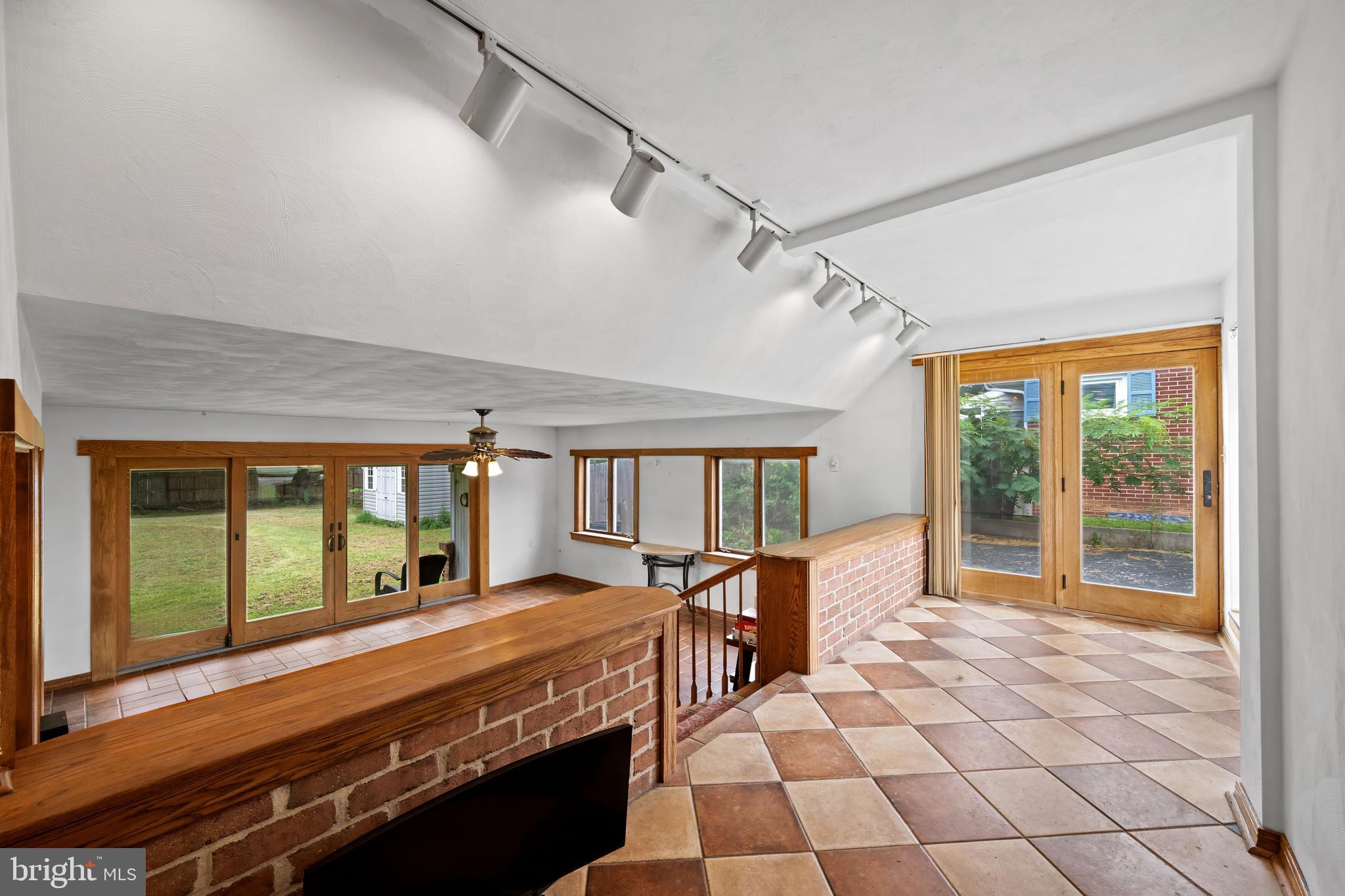 CLEARVIEW - Residential