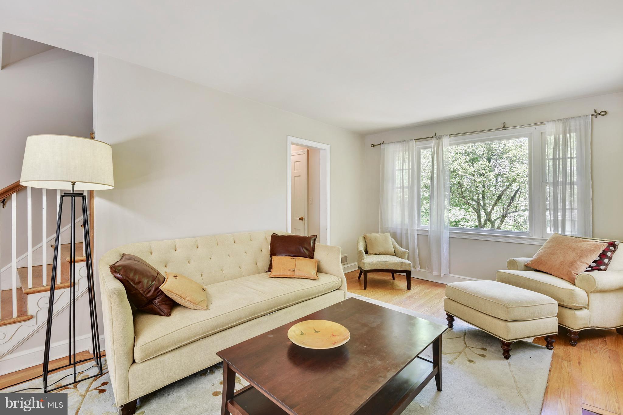 SEVEN OAKS - Residential