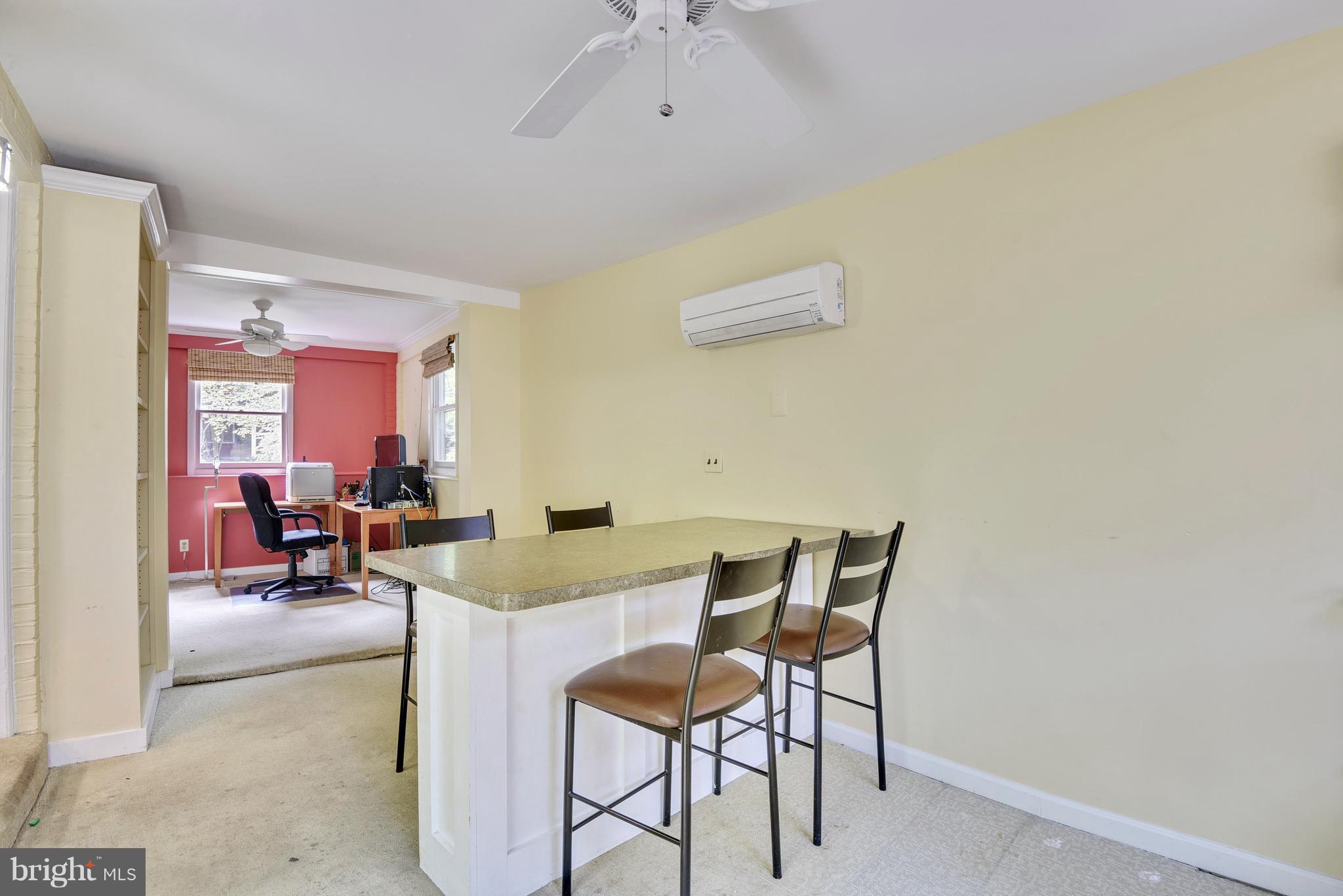 SEVEN OAKS - Residential