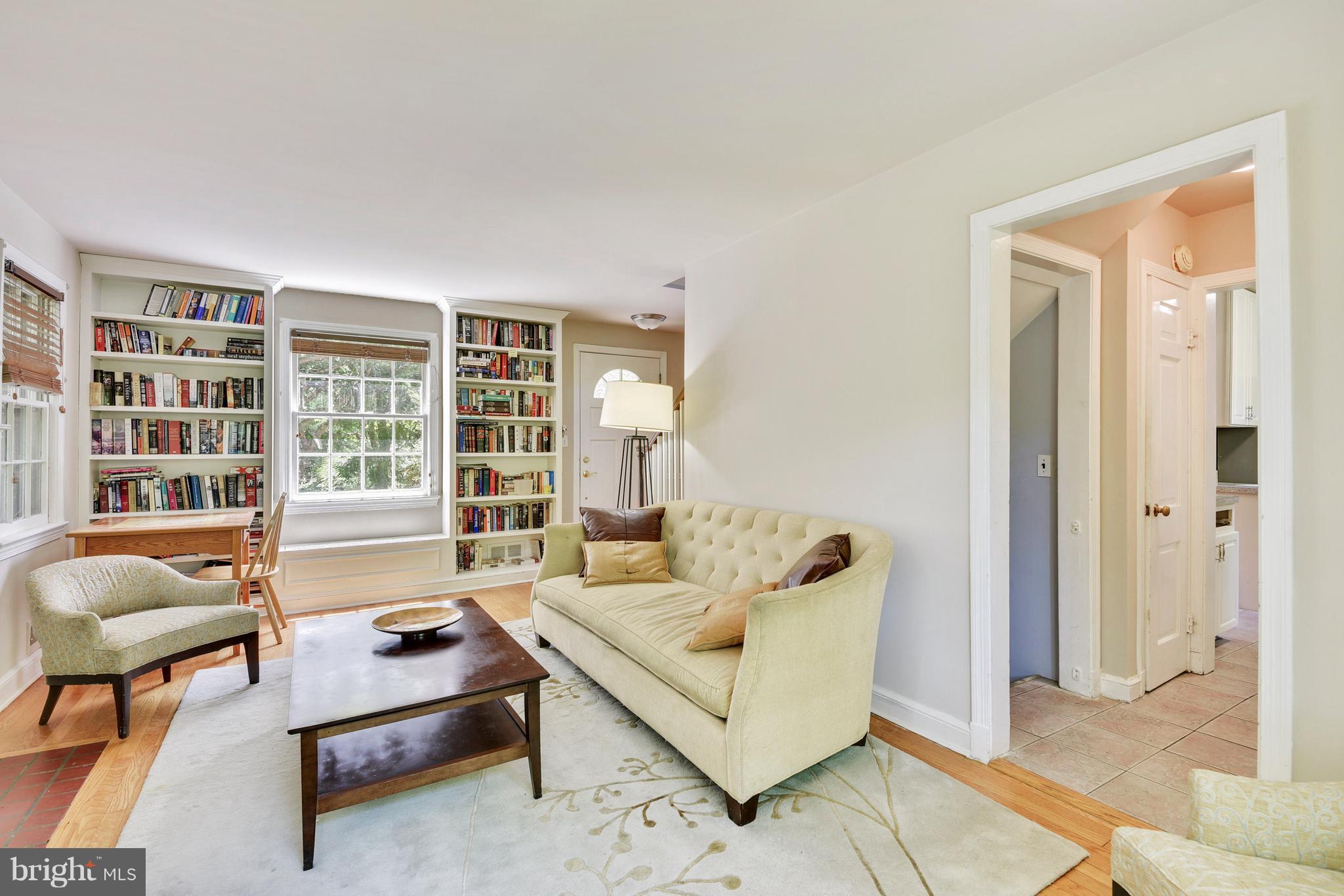 SEVEN OAKS - Residential