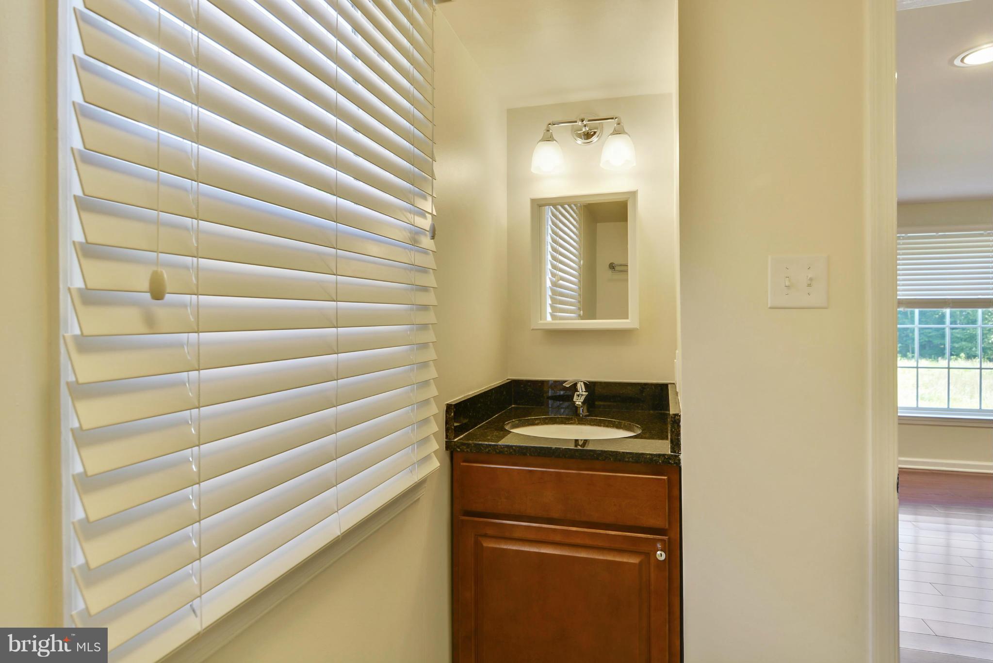 PINEWOOD LAKE - Residential