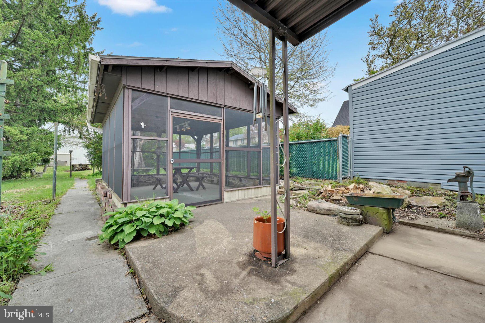 JONESTOWN BOROUGH - Residential