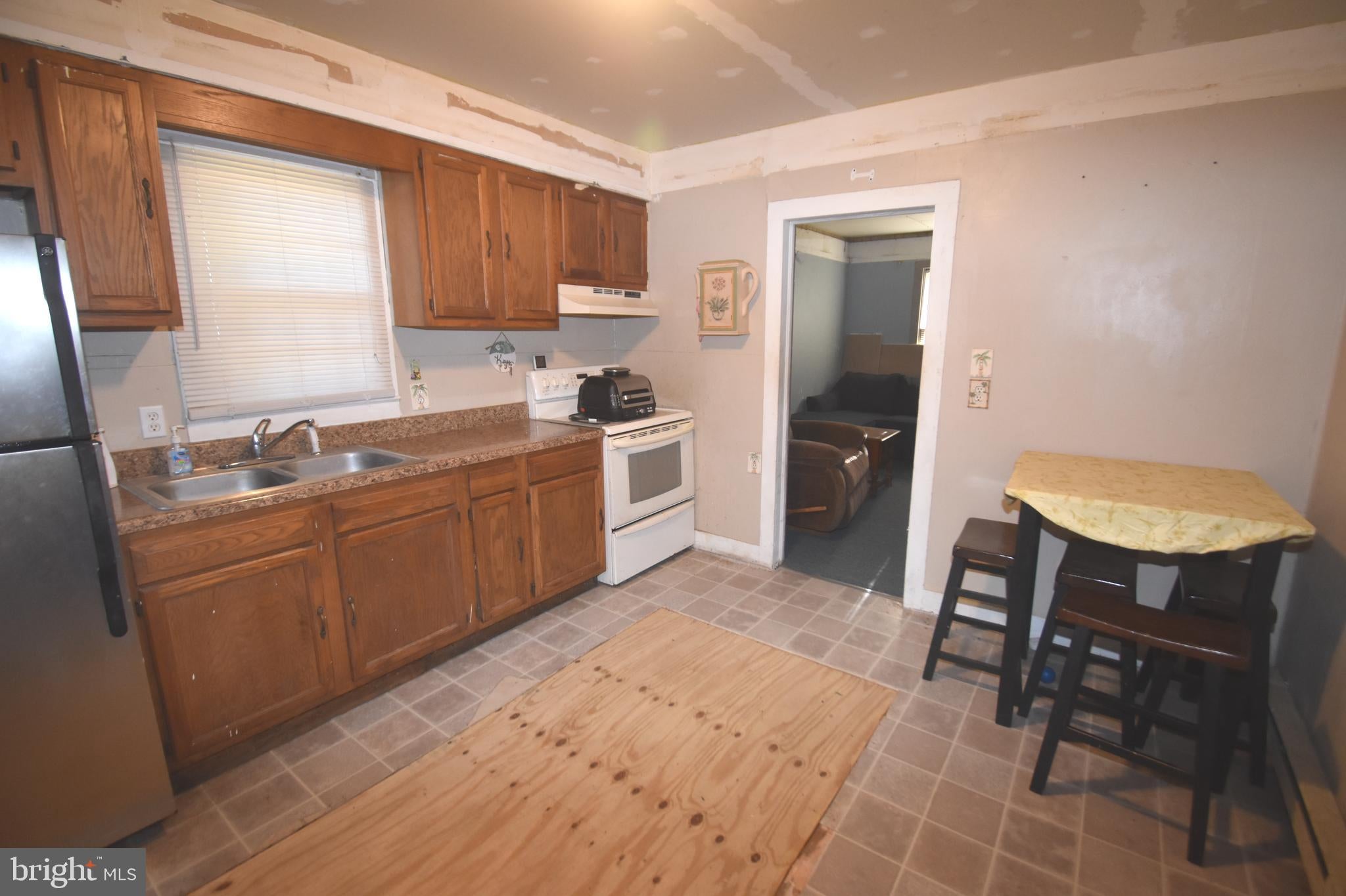 106 WILLIAMS AVENUE