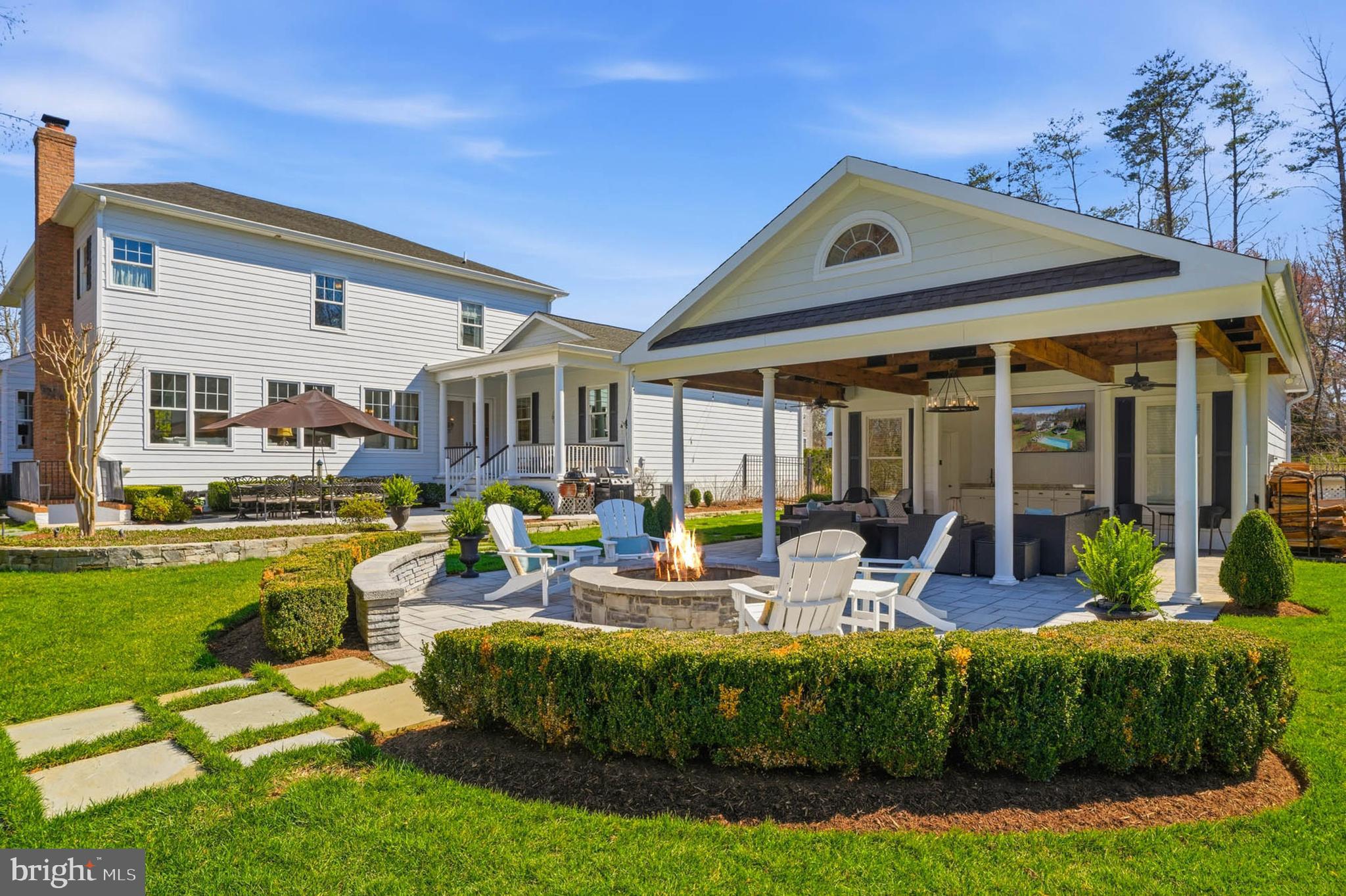 PONY CLUB ESTATES - Residential