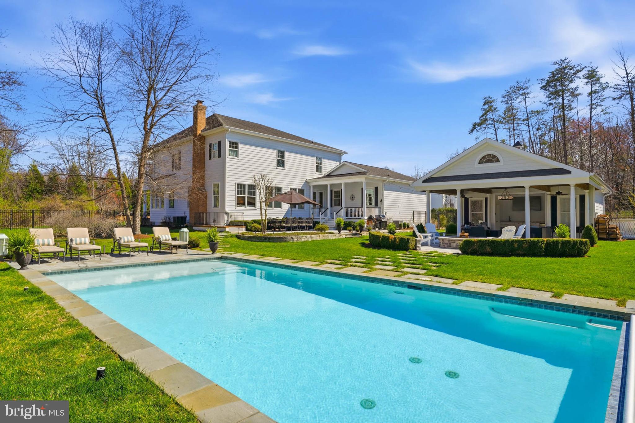 PONY CLUB ESTATES - Residential