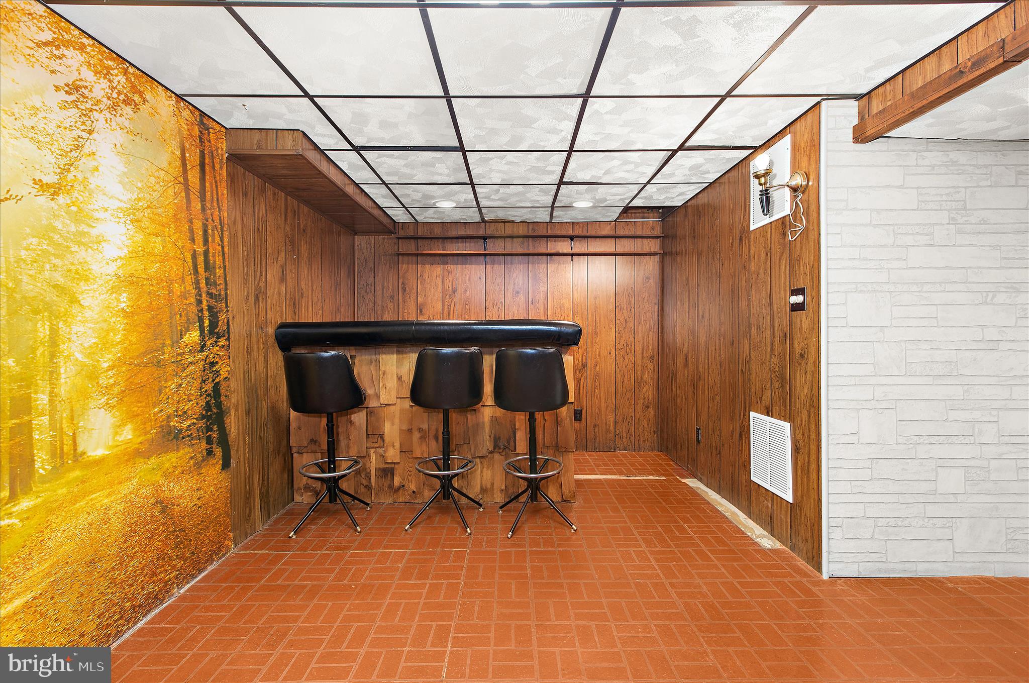 ARUNDEL GARDENS - Residential