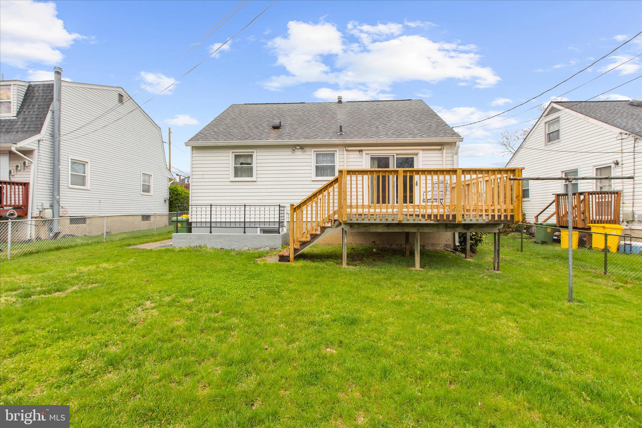 ARUNDEL GARDENS - Residential