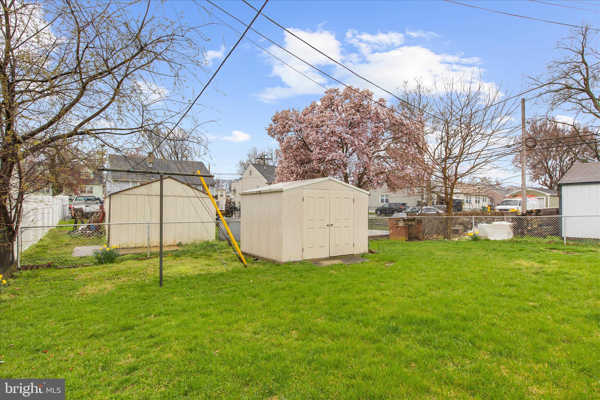 ARUNDEL GARDENS - Residential