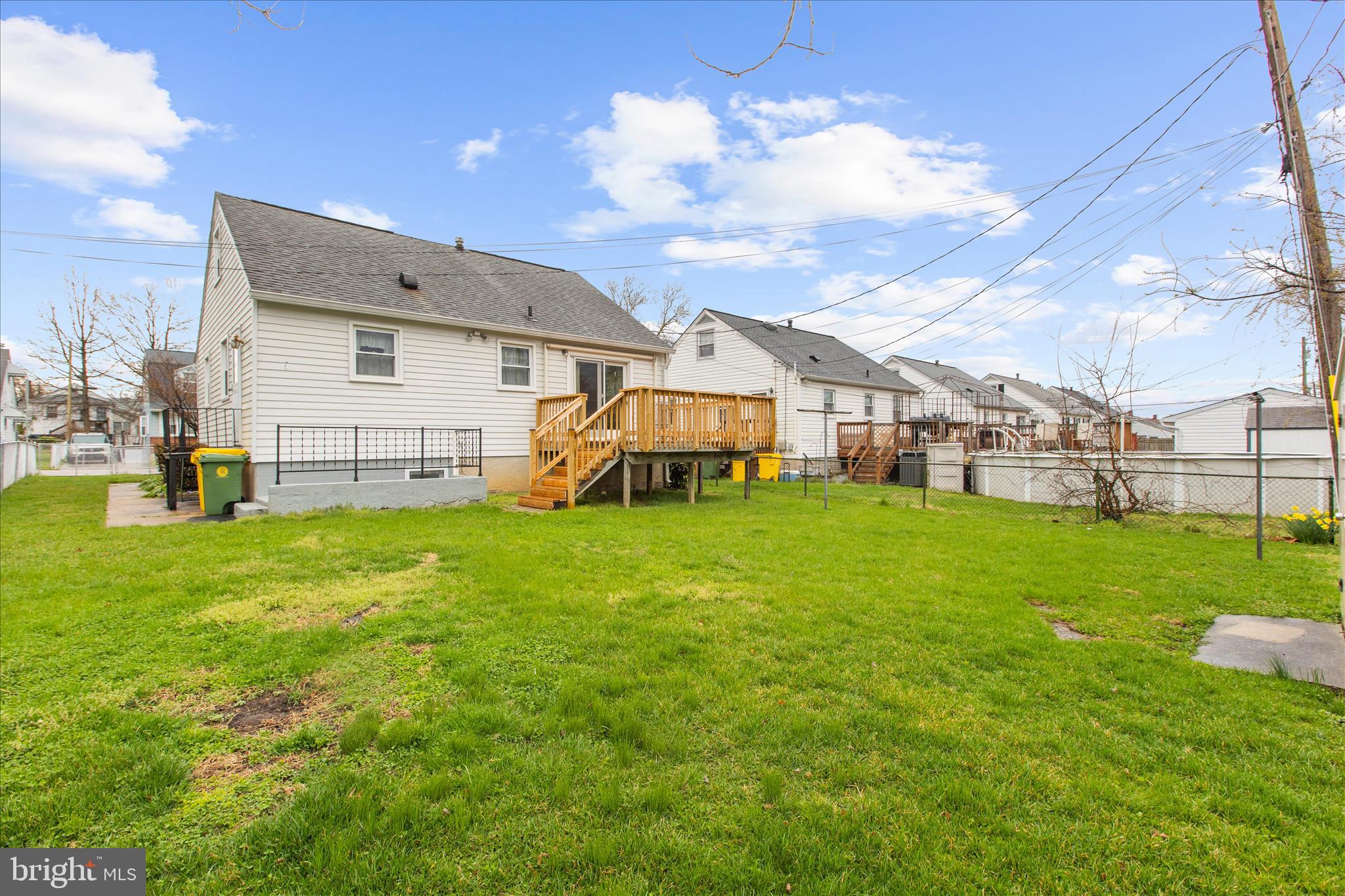 ARUNDEL GARDENS - Residential