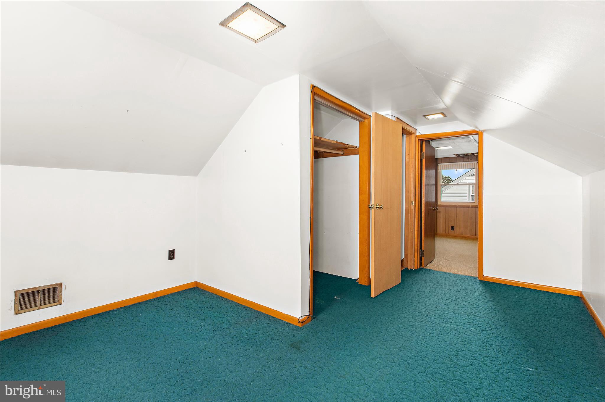 ARUNDEL GARDENS - Residential