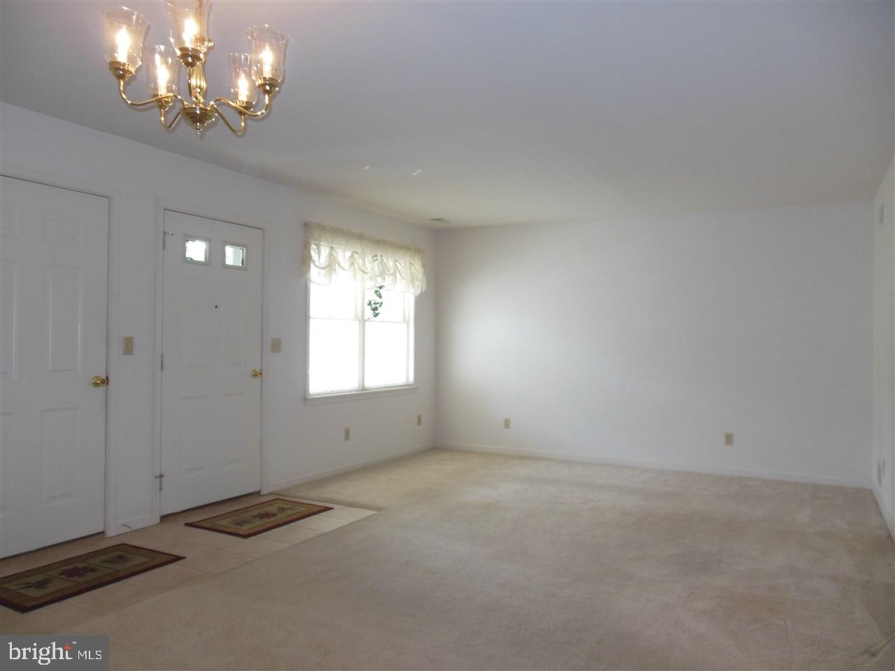 LONGSTOWN VILLAGE - Residential