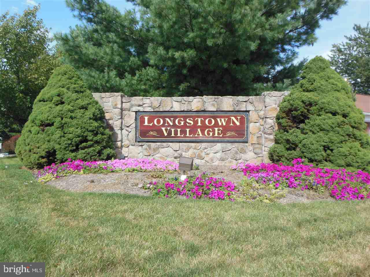 LONGSTOWN VILLAGE - Residential