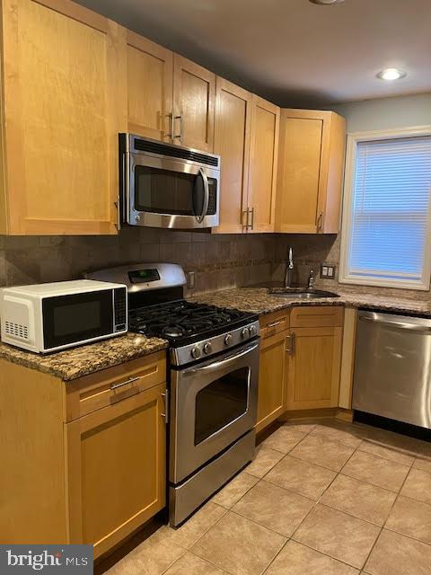 HOLMESBURG - Residential