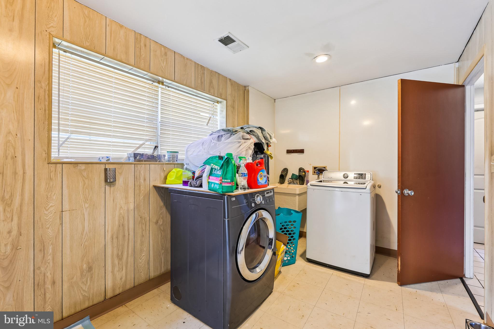 BURGESS - Residential