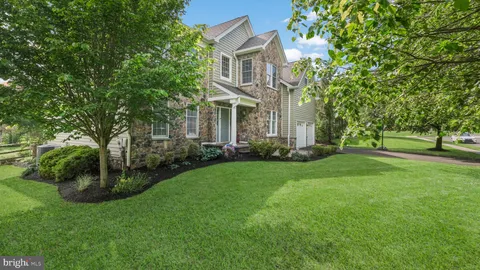 2270 Hedgerow Lane, Furlong, PA MLS: PABU2094898