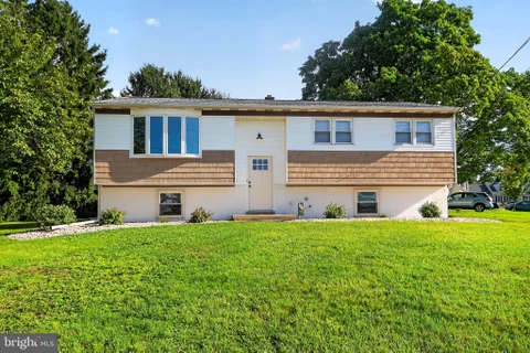MLS: PAYK2110392