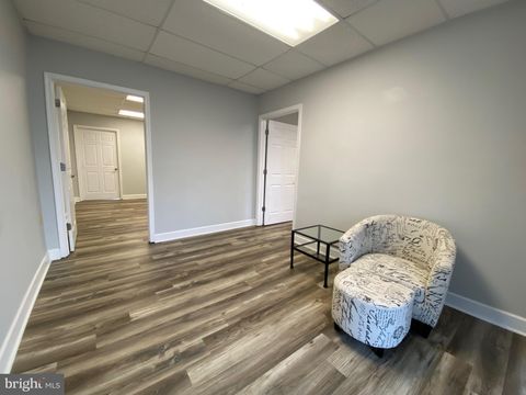 13895 HEDGEWOOD DRIVE 313 WOODBRIDGE VA 22193