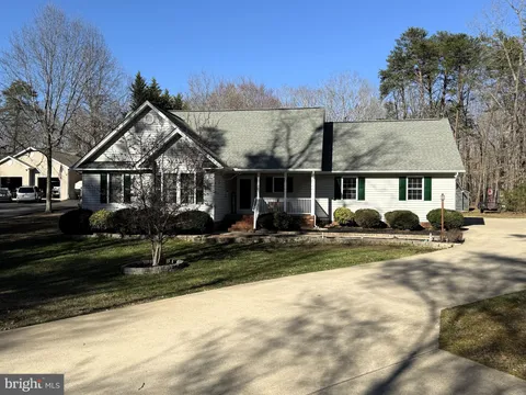 2513 Lakeside Woods Drive, Bumpass, VA 23024 - MLS#: VASP2031478