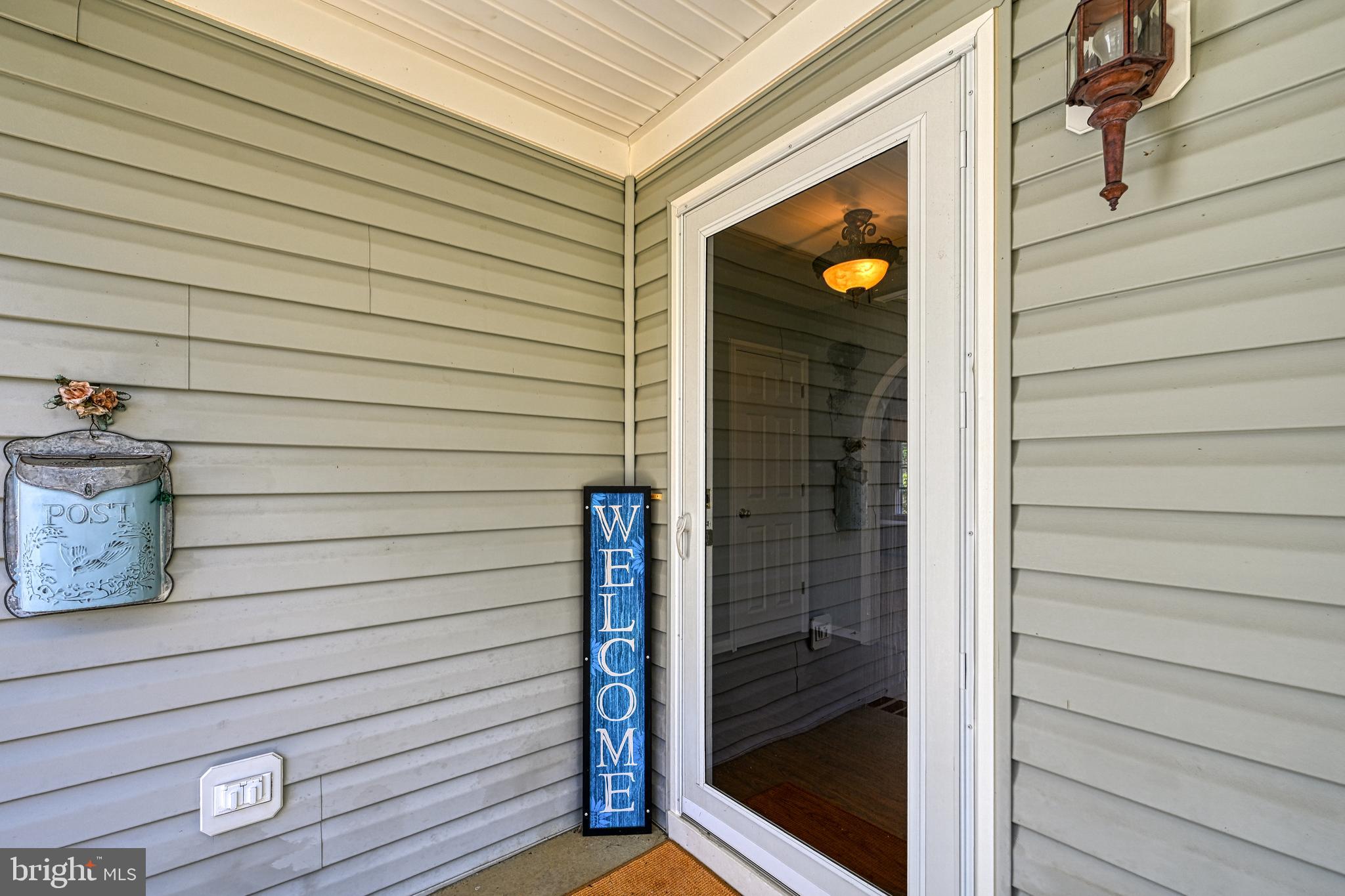 LAKESIDE WOODS - Residential