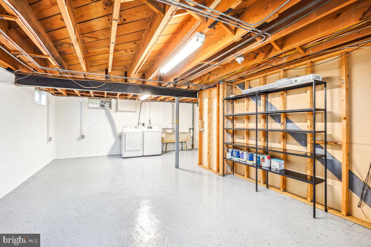 CLAREMONT - Residential