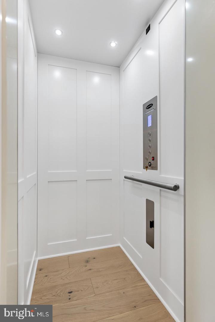 GROSVENOR - Residential