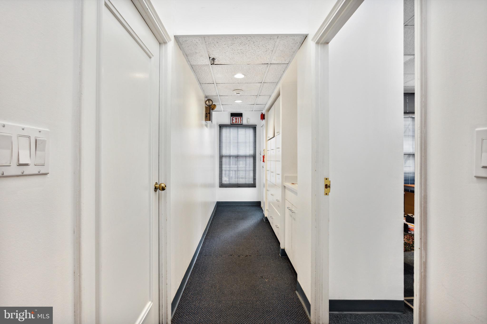 RITTENHOUSE SQUARE - Commercial Sale