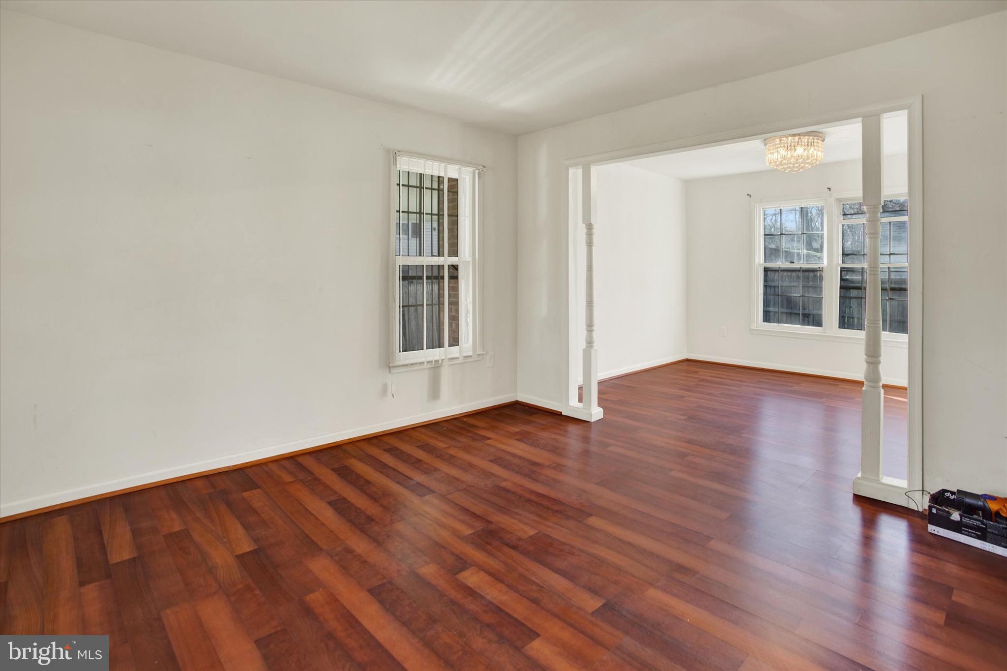 8401 THORNBERRY DRIVE